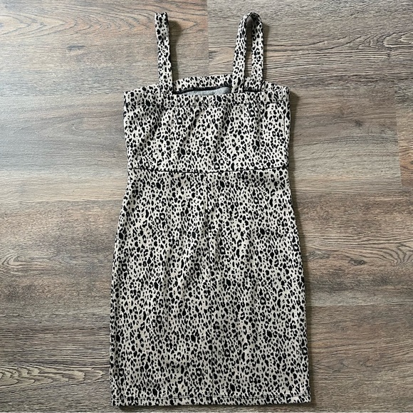 Forever 21 Leopard Mini Dress - Picture 3 of 5
